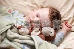 孩子多大才可以和父母分房睡？