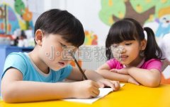 怎样教育学龄前少儿学习绘画？
